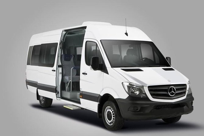 Ushuaia Airport Shared Transfer - Key points before you book