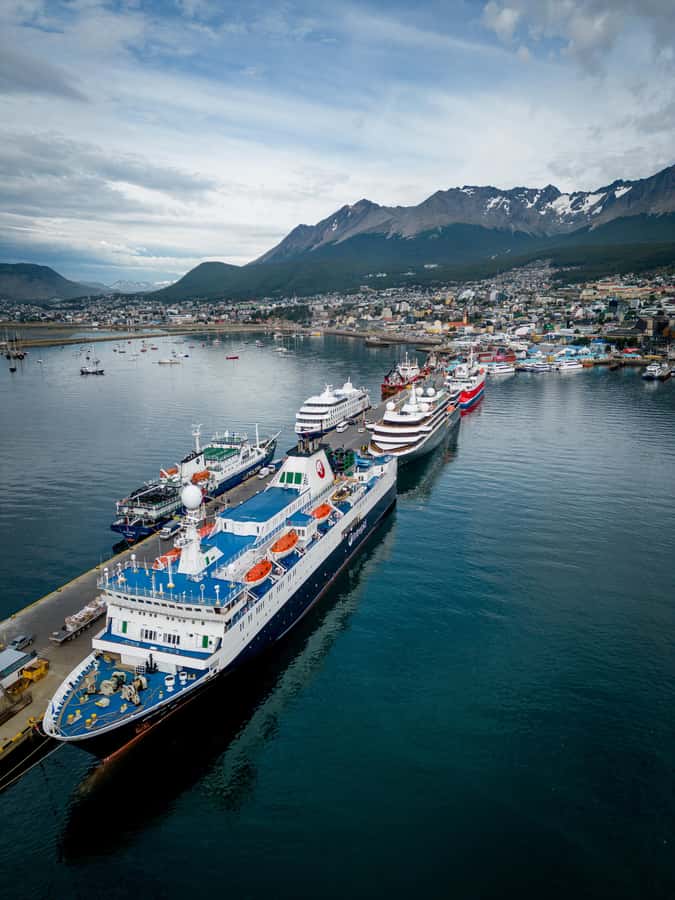 USHUAIA | City Tour + Martial Glacier Reserve - A compact introduction to Ushuaia