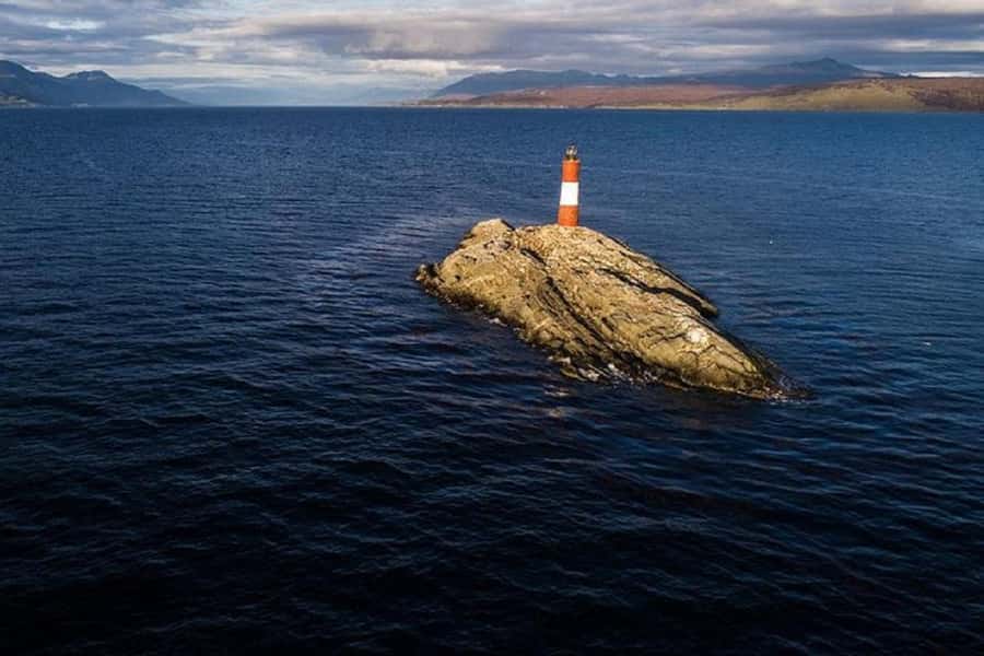 Ushuaia: Sailing Beagle Channel to the Penguin Colony - Los Pajaros Island for seabirds