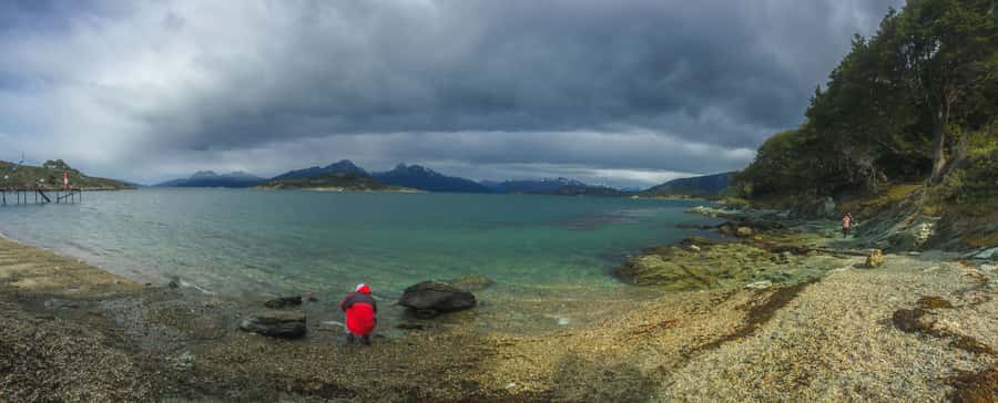 Ushuaia: Tierra del Fuego National Park Tour with Lunch - Ensenada Bay and the first park views