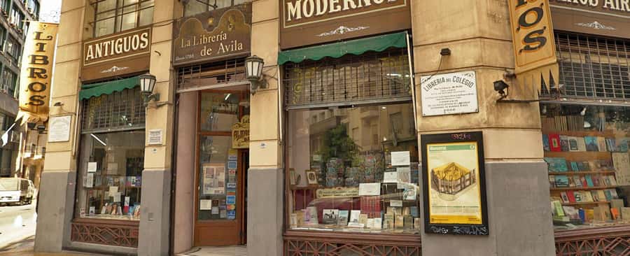 Walking Tour: Buenos Aires bookstores - Starting at Pirámide de Mayo