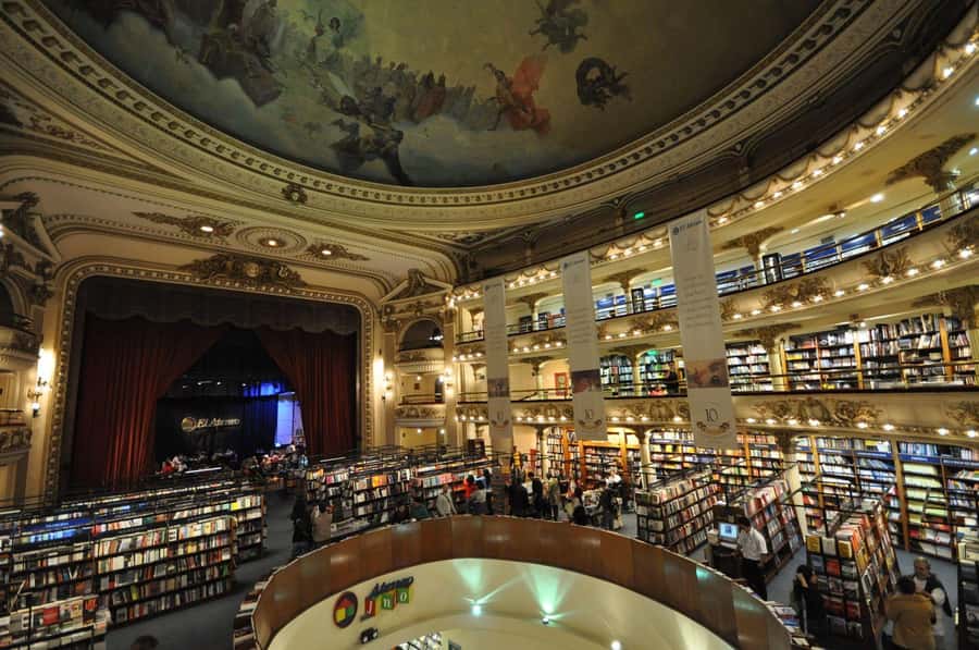 Walking Tour: Buenos Aires bookstores - The secret stop adds variety