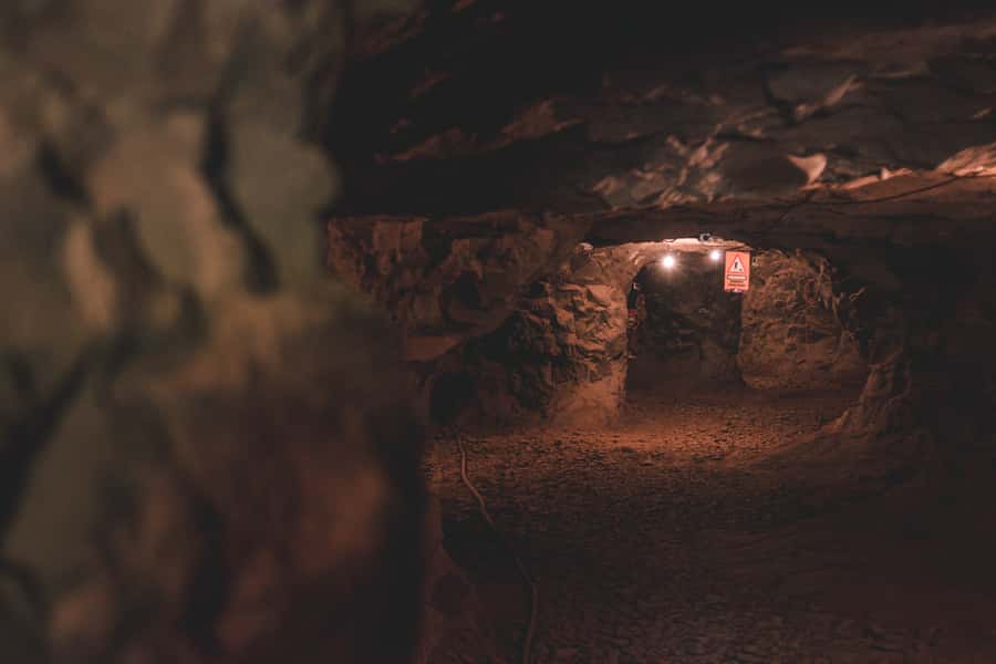 Wanda Mines and San Ignácio Ruins (Foz/Puerto Iguazu) - Language, pickup, and service expectations