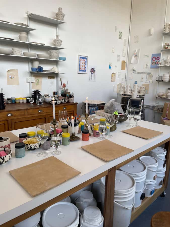 Wine & Pottery Class For Beginners in Buenos Aires Argentina - Choosing a mug, vase, or espresso set